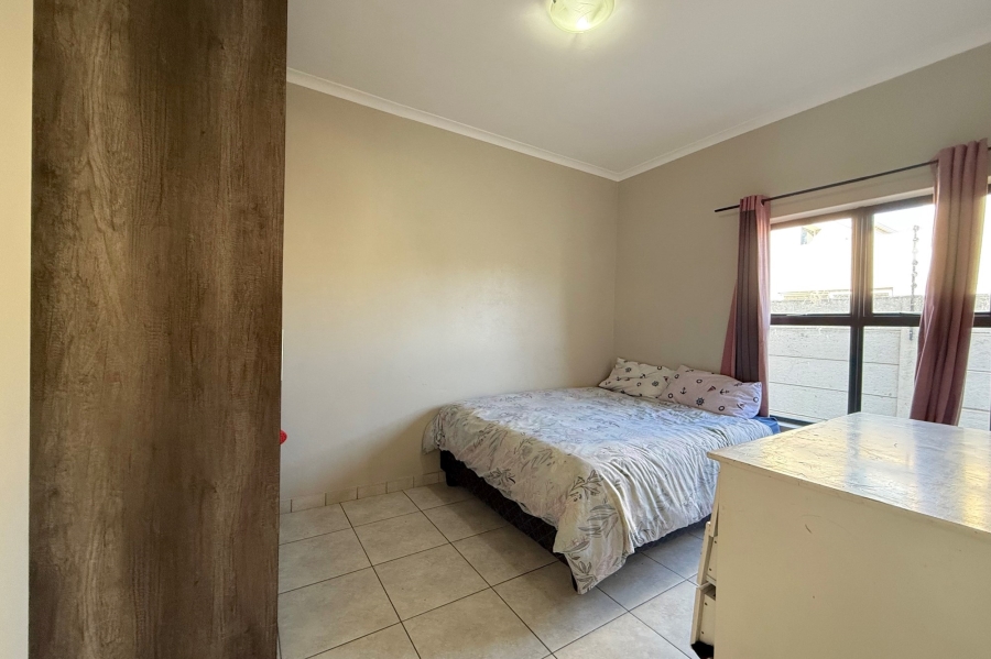 3 Bedroom Property for Sale in Parklands North Western Cape